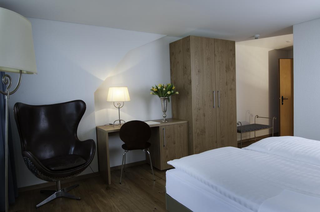 Hotel Restaurant Schloessli Sax Værelse billede